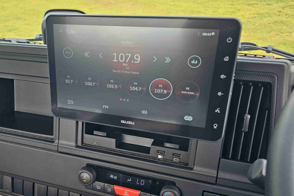2025 Isuzu FVZ 260-300 AT R55 Cab Chassis Image 13