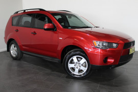 Mitsubishi Outlander LS ZH
