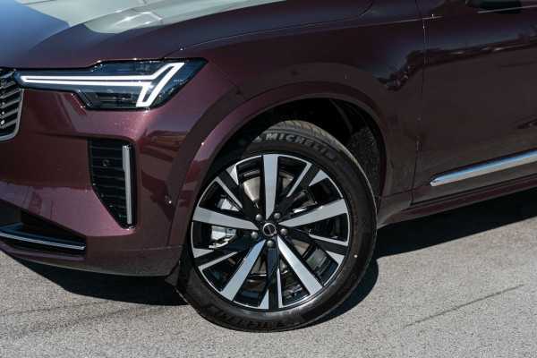 2025 MY26 Volvo XC90 L Series Plus B5 Bright SUV Image 9