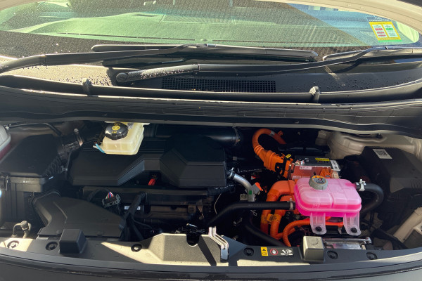 2026 MY27 Hyundai Staria Load US4.V4  Van Image 7