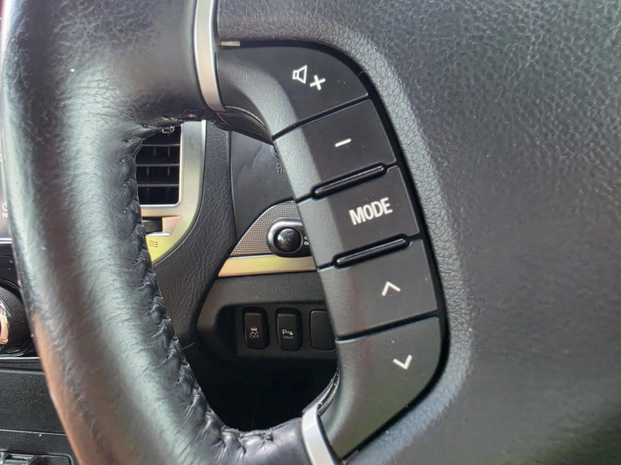 2015 MY16 Mitsubishi Pajero NX GLS SUV Image 22