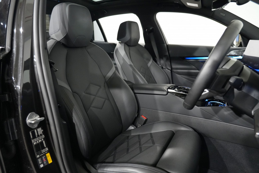 2025 BMW i5 eDrive40 M Sport Sedan Image 30