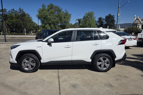 2022 Toyota RAV4 AXAH54R GX SUV Image 4