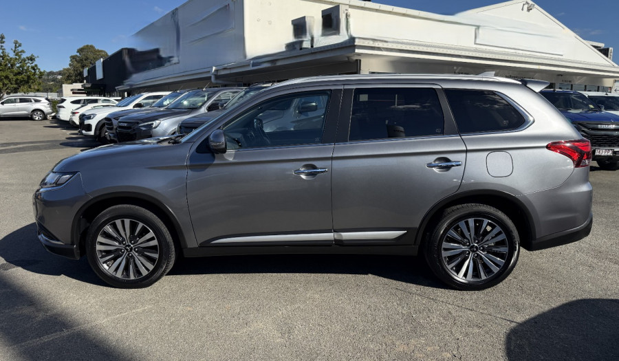 2021 Mitsubishi Outlander ZL Exceed SUV Image 7
