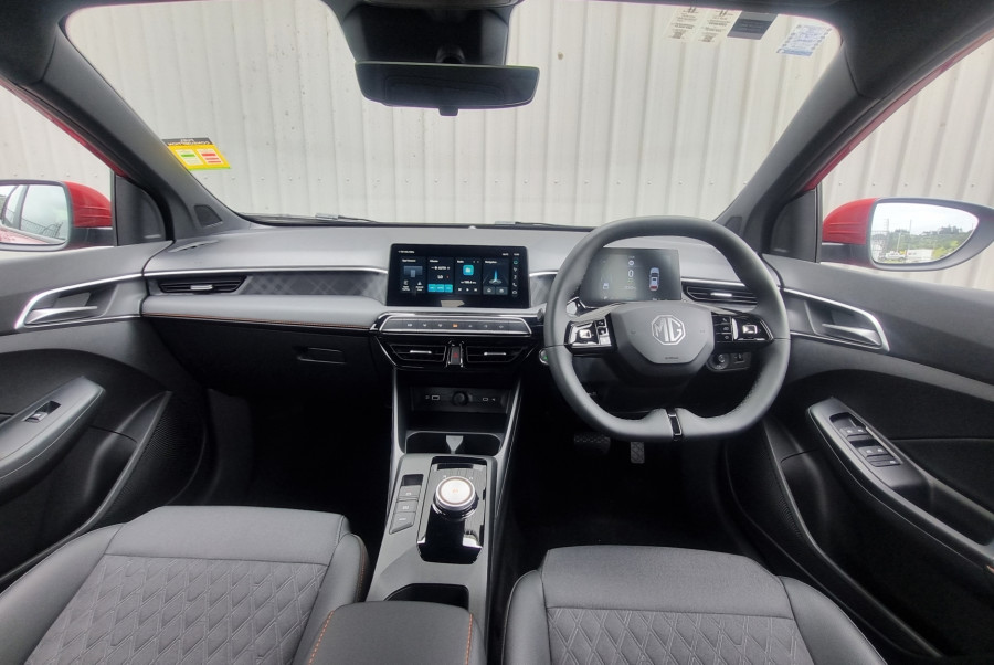 2025 MY24.5 MG MG3 ZP22 Essence Hybrid+ Hatch Image 10