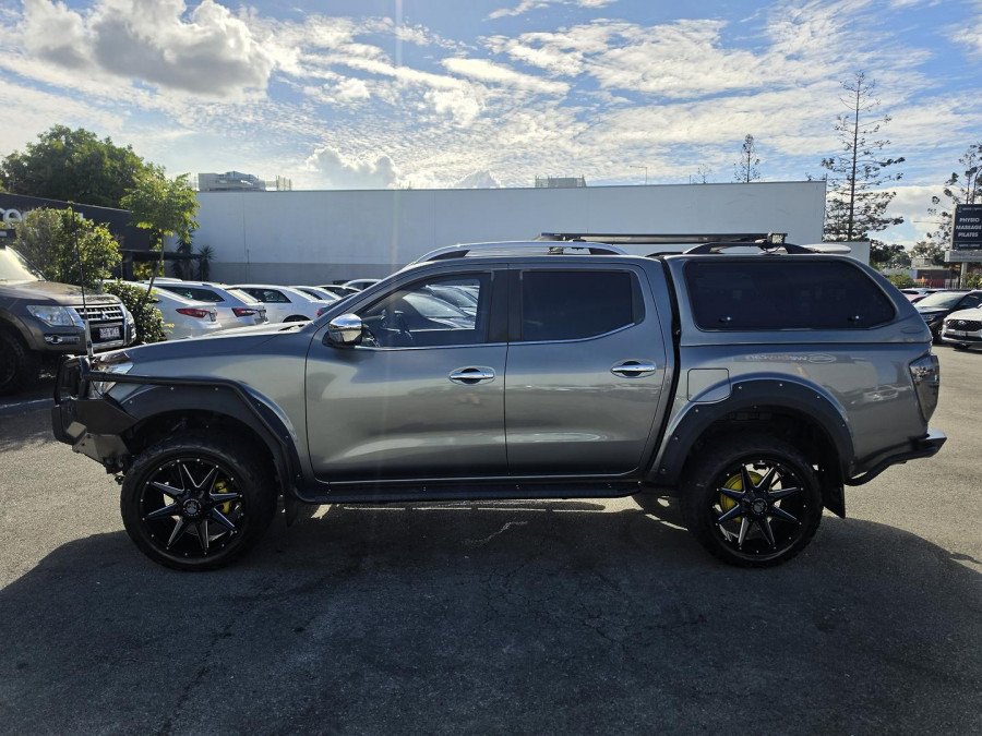 2016 Nissan Navara D23 ST-X Ute Image 10
