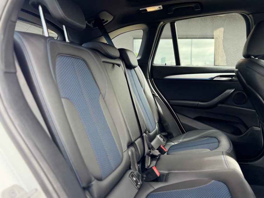 2021 BMW X1 F48 LCI sDrive20i SUV Image 14