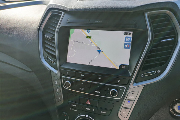2017 MY18 Hyundai Santa Fe DM5 Series II Highlander SUV Image 22