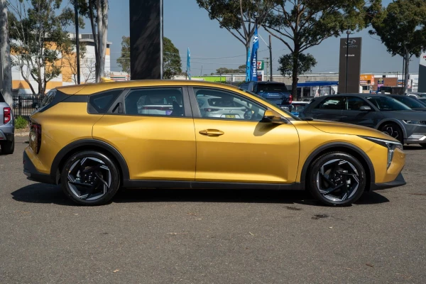 2026 Kia K4 CL4m Sport+ Hatch Image 3