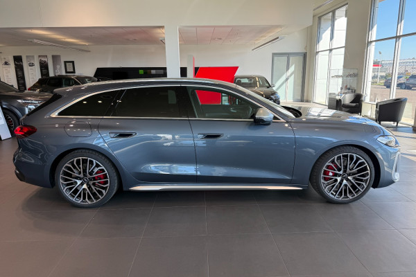 2026 Audi S5 Wagon Image 2