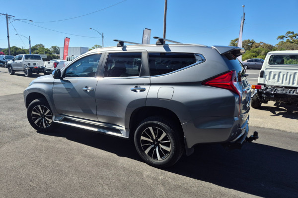 2018 Mitsubishi Pajero Sport QE Exceed SUV Image 7
