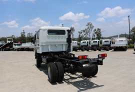 2019 Fuso Canter CREW CAB 4X4 Cab chassis
