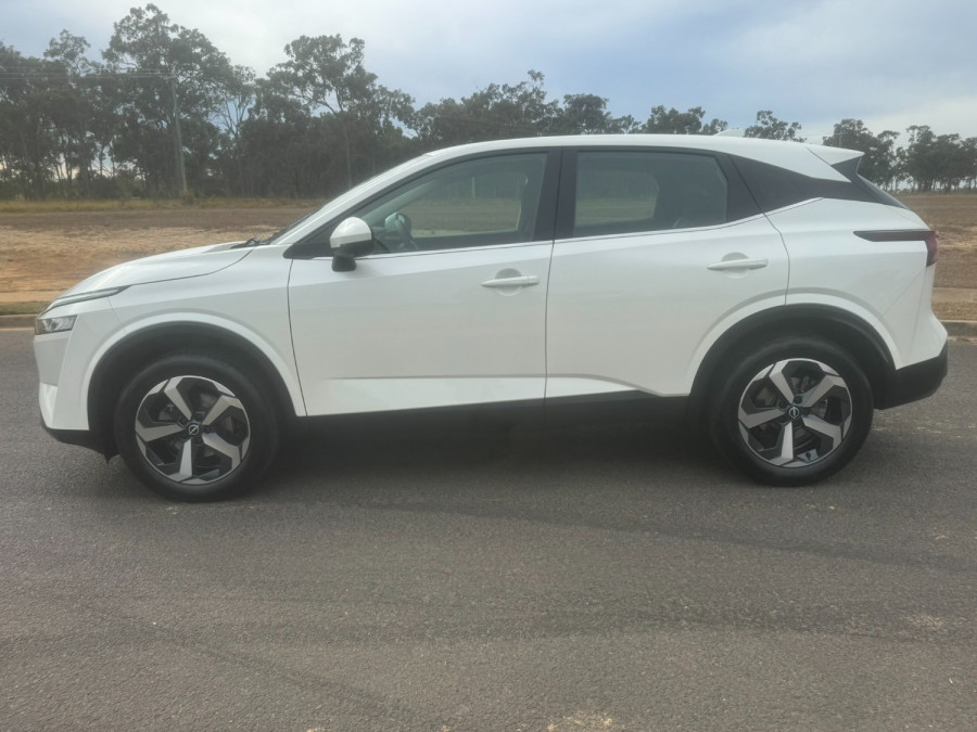 2023 Nissan QASHQAI J12 ST SUV Image 6