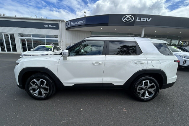 2024 MY25 KGM SsangYong Torres J116 Adventure SUV Image 7
