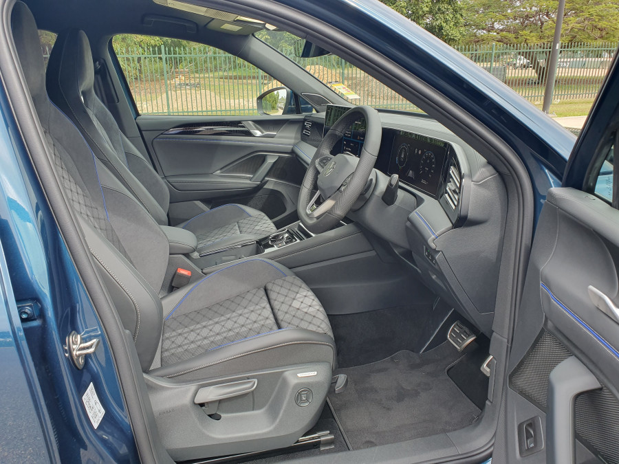 2025 Volkswagen Tiguan CT 150TSI R-Line SUV Image 14