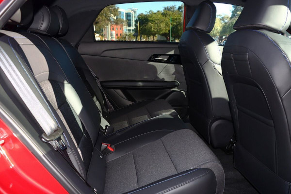 2024 MG MG4 MEH32 Essence 64 150kW Hatch Image 5