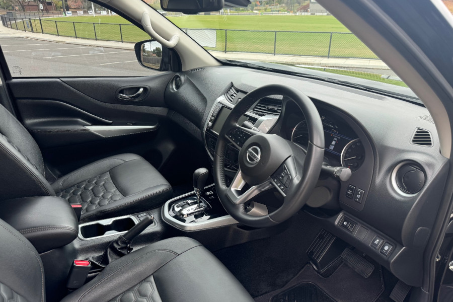 2021 Nissan Navara D23 ST-X Ute Image 12