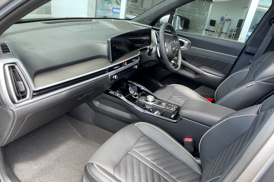 2025 Kia Sorento MQ4 PE GT-Line SUV Image 13