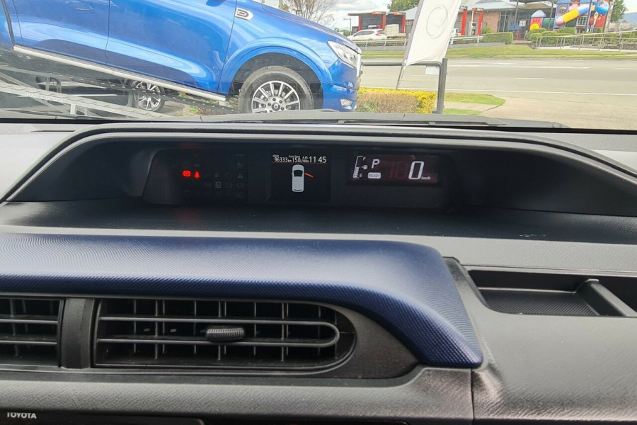 2016 Toyota Prius c NHP10R E-CVT Hatch Image 16
