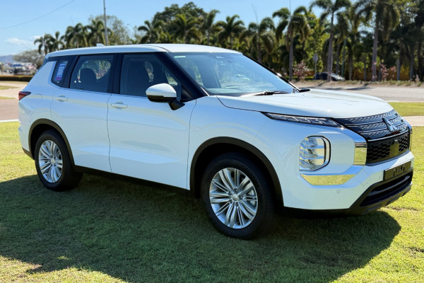 2024 Mitsubishi Outlander ZM PHEV ES SUV