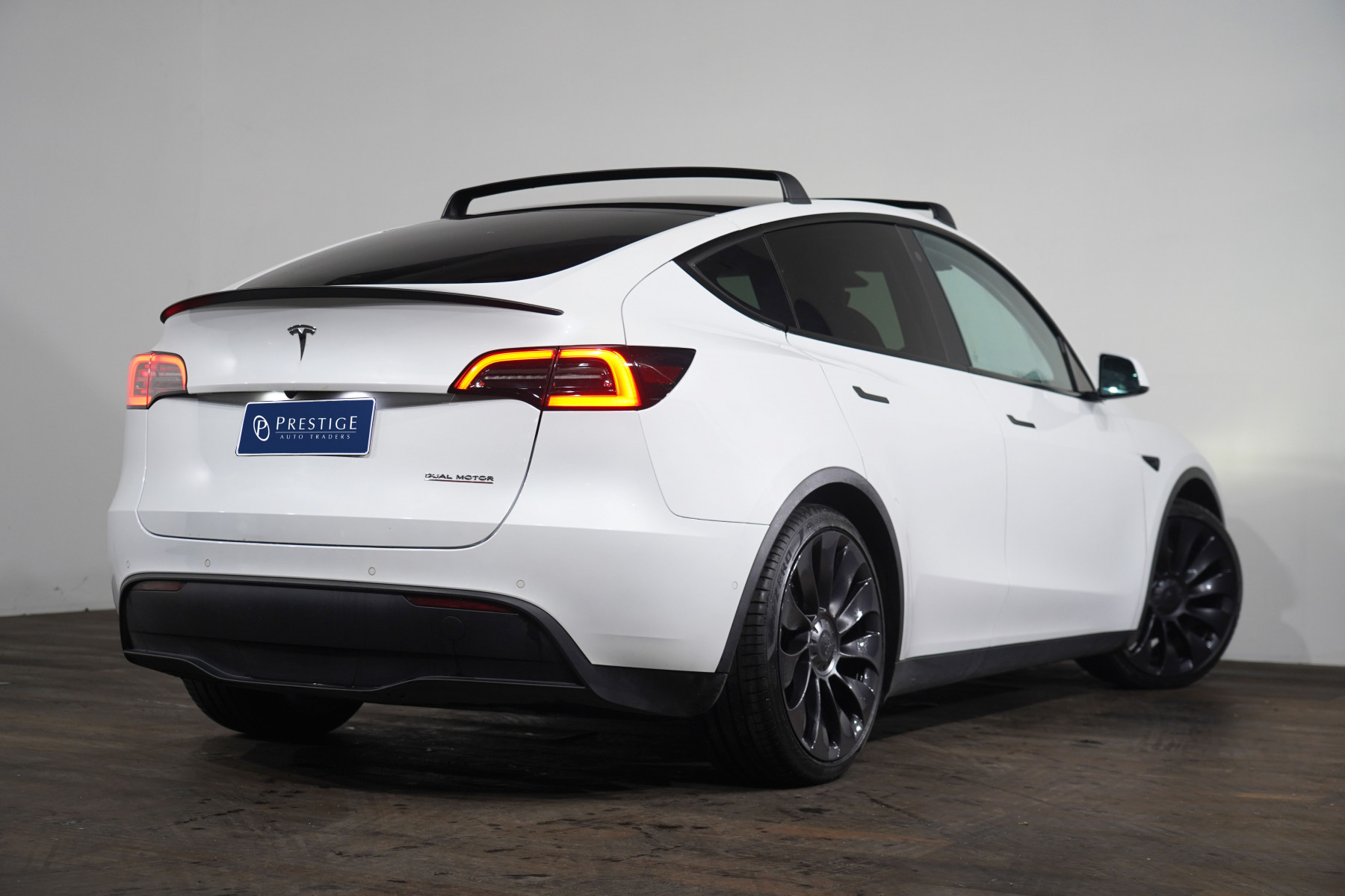 2023 Tesla Model Y Y Performance SUV Image 7