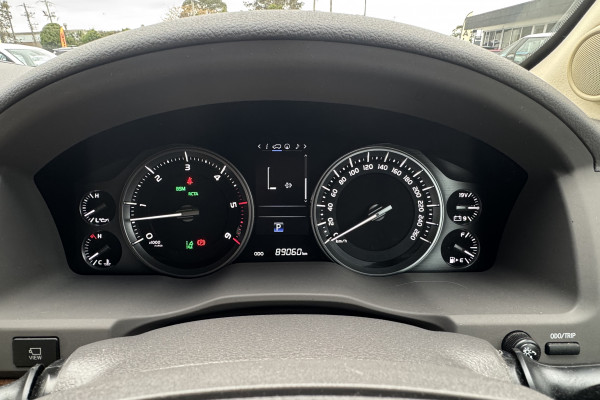 2017 Toyota LandCruiser VDJ200R Sahara SUV Image 29