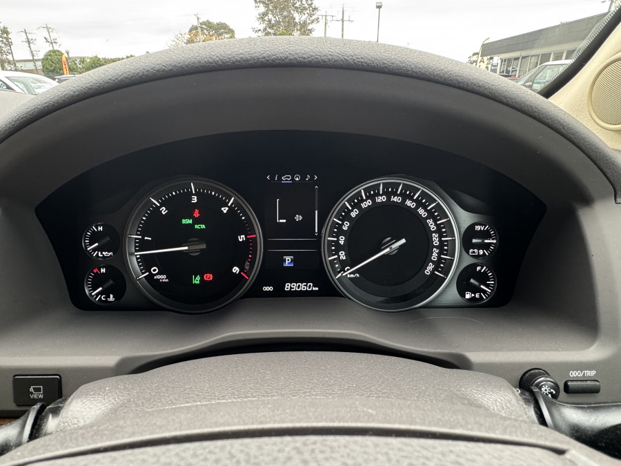 2017 Toyota LandCruiser VDJ200R Sahara SUV Image 29