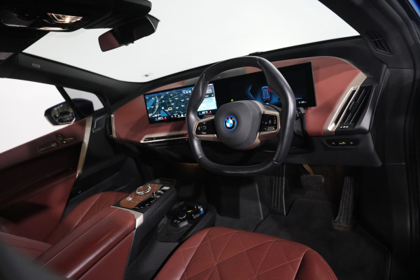 2023 BMW iX xDrive50 Sport SUV image 12