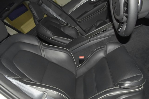 2018 MY19 Volvo XC90 L Series D5 R-Design Suv