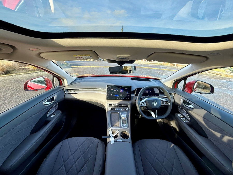2026 MG MGS6 EV IS3E Essence SUV Image 16