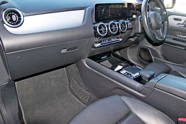 2019 MY10 Mercedes-Benz A-Class B180 Hatch Image 12