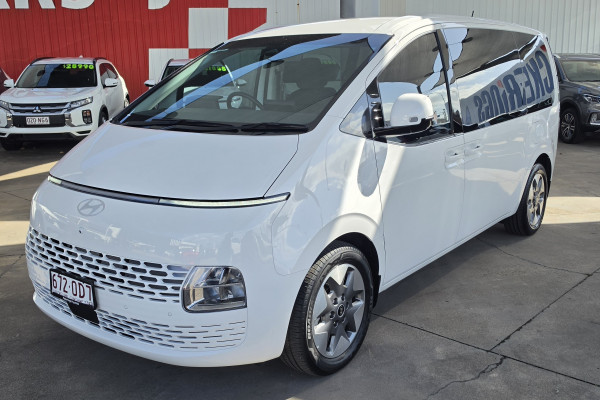 2025 MY26 Hyundai Staria US4.V3 SUV Image 3