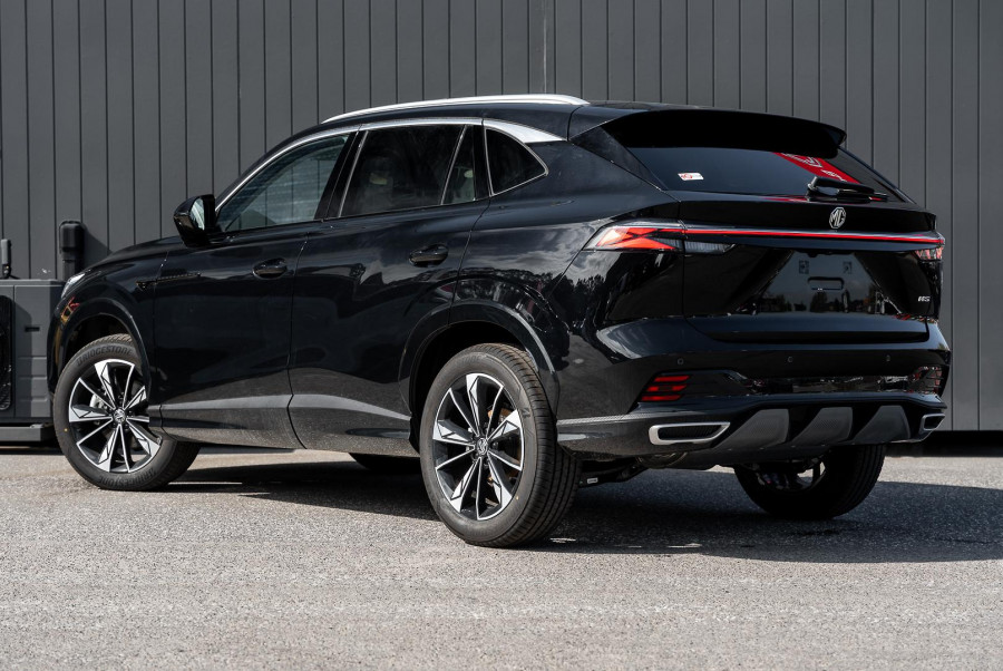 2025 MG HS AS33 Essence SUV Image 6