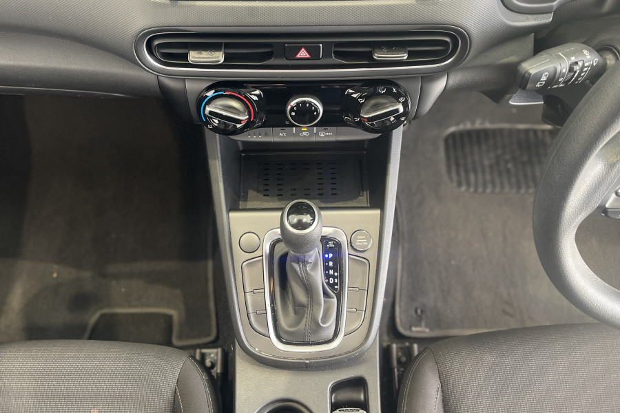 2022 Hyundai KONA OS.V4  SUV Image 16