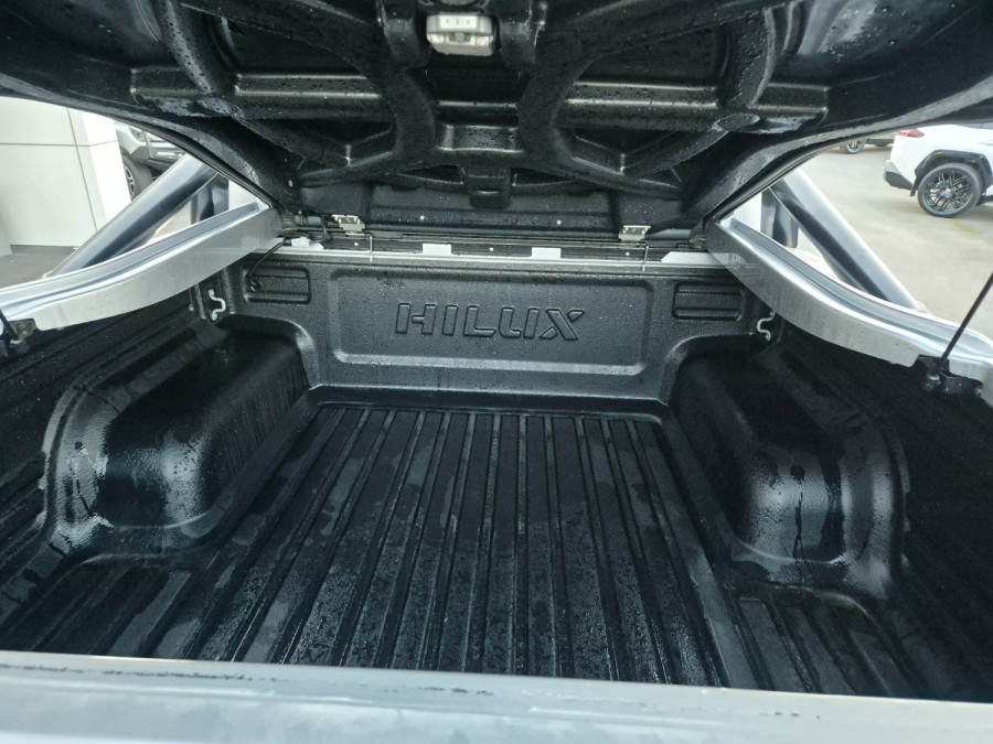 2024 Toyota HiLux GUN126R SR5 48V Ute Image 14