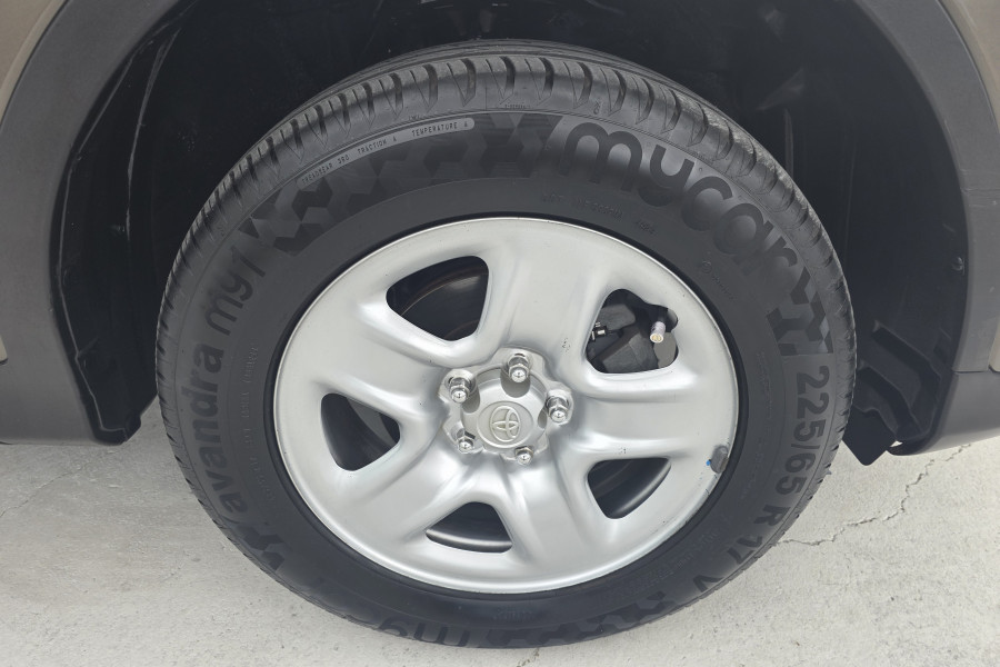 2015 MY14 Toyota RAV4 ASA44R GX SUV Image 26