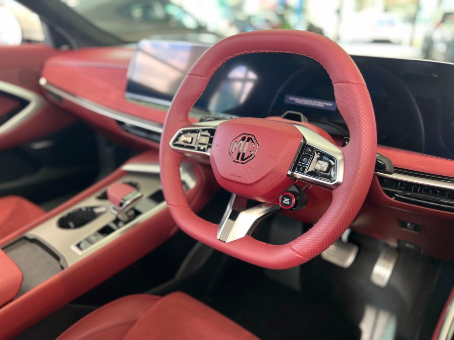 2026 MY25 MG MG7 IP42 Essence Sedan Image 2