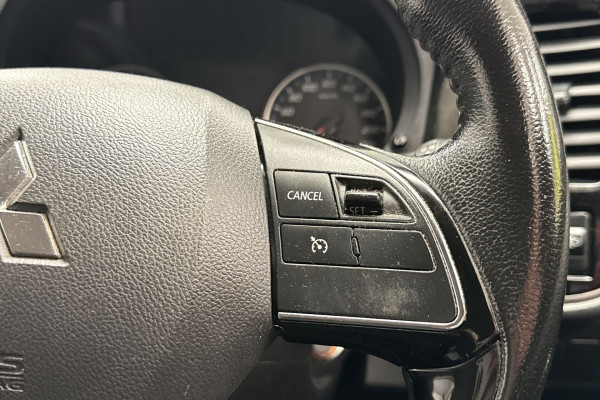 2017 MY18.5 Mitsubishi Outlander ZL ES SUV