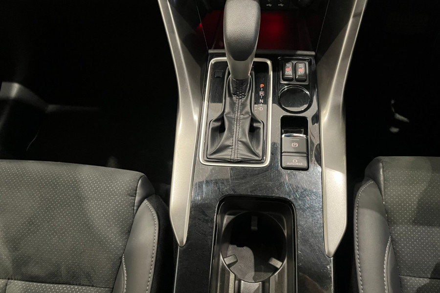 2023 Mitsubishi Eclipse Cross YB Black Edition SUV Image 11