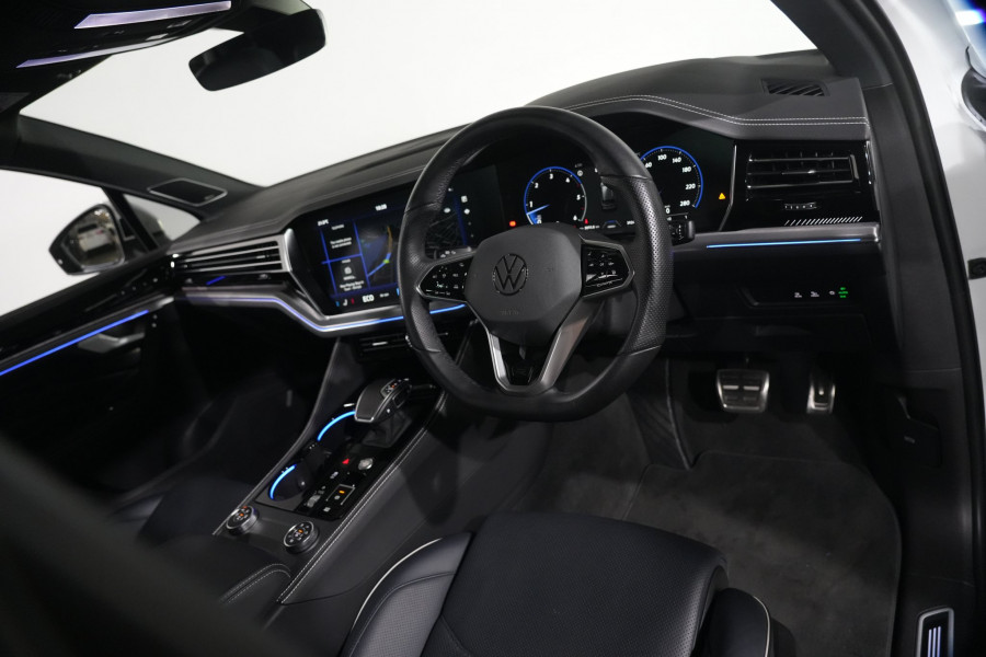 2024 Volkswagen Touareg 210TDI R-Line SUV