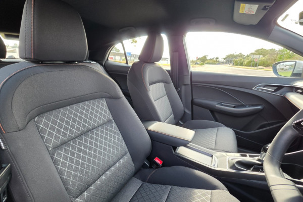 2026 MG MG3 ZP22 Vibe Hatch Image 2