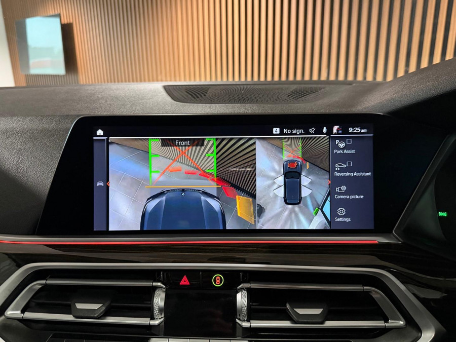 2020 BMW X5 G05 xDrive25d SUV Image 18