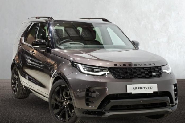 2025 Land Rover Discovery Series 5 D350 Dynamic SE SUV Image 2
