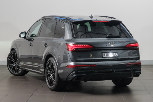 2026 MY25 Audi Q7 4M TDI 210kW S line SUV image 2