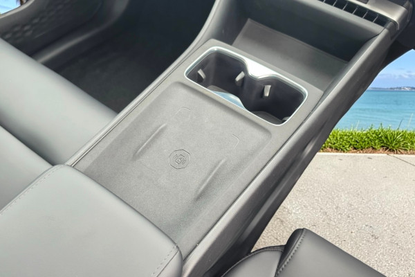 2026 MG MG4 EV Urban AH4E Essence 43 Hatch Image 4