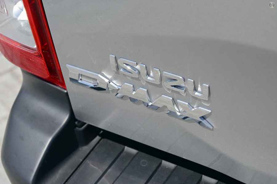 2026 MY25.5 Isuzu D-MAX RG X-RIDER Ute Image 8