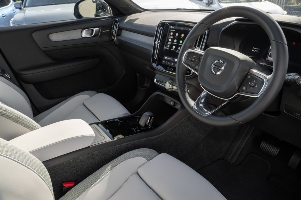2026 MY25 Volvo EX40  Ultra Single Motor Extended Range SUV Image 15