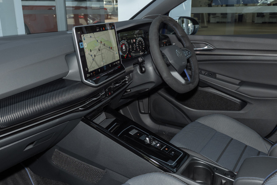 2026 Volkswagen Golf 8.5 R Hatch Image 8