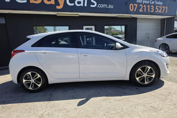 2015 MY16 Hyundai i30 GD3 Series II Active X Hatch Image 6