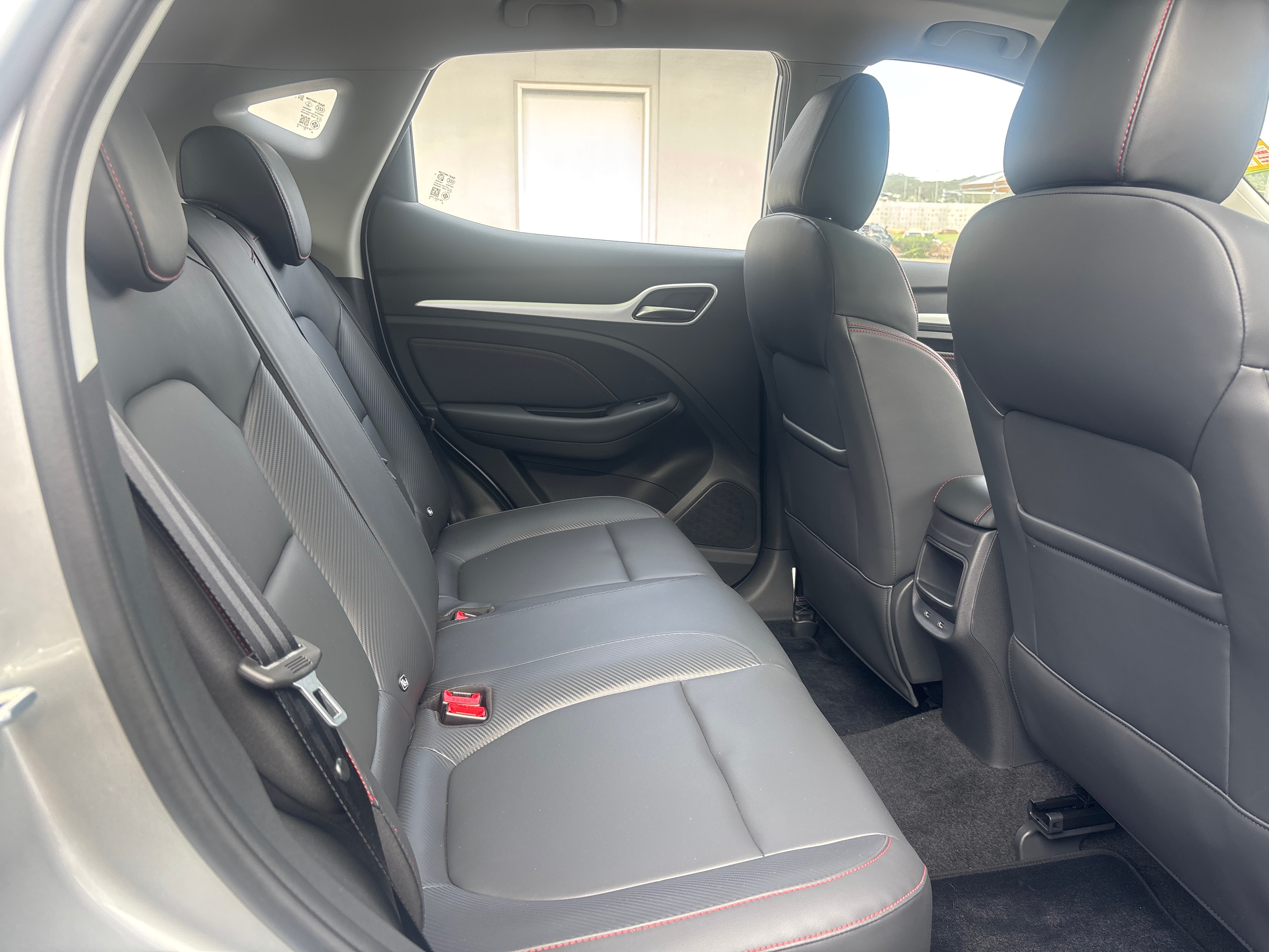 2024 MG ZST S13 Essence SUV Image 11
